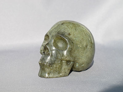 rose quartz crystal skulls